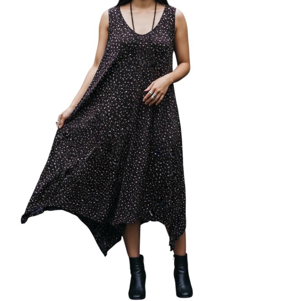 Twyla Blu Sleeveless Handkerchief Hem Dress‎ – Size 2X